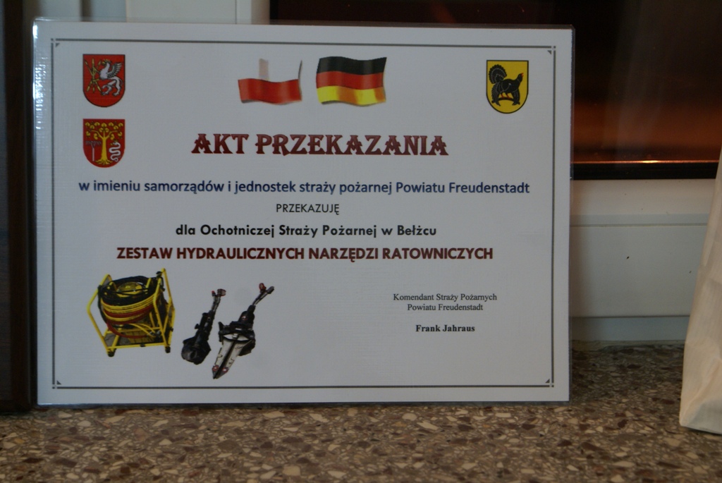 mt_gallery: Uroczyste przekazanie samochodów pożarniczych dla OSP w powiecie tomaszowskim.