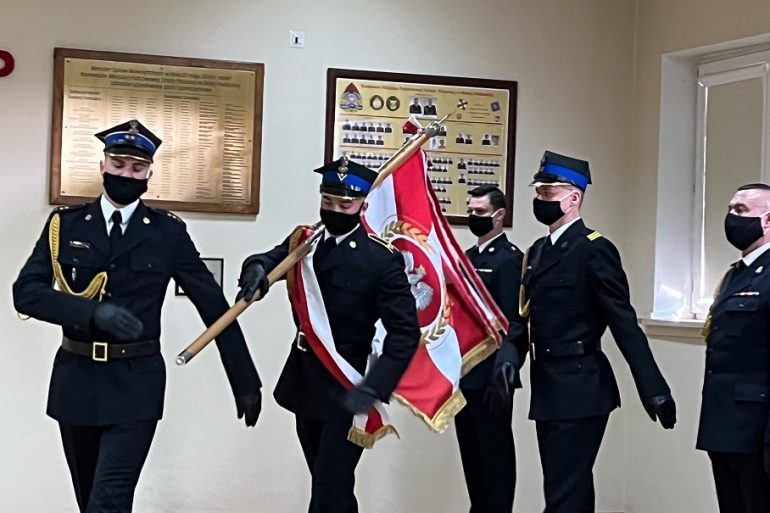 Uroczysta zbiórka z okazji awansów na wyższe stopnie służbowe w Komendzie Miejskiej PSP w Białej Podlaskiej