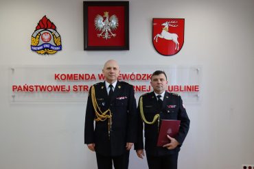 Lubelski Komendant Wojewódzki Państwowej Straży Pożarnej nadbrygadier Grzegorz Alinowski powierzył z dniem 3 marca 2022 roku pełnienie obowiązków komendanta powiatowego PSP w Opolu Lubelskim – st. bryg. Sławomirowi Kowalczykowi