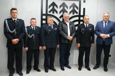 Podpisanie umów dotacji dla jednostek Ochotniczych Straży Pożarnych w Kąkolewnicy i w Dębowcu