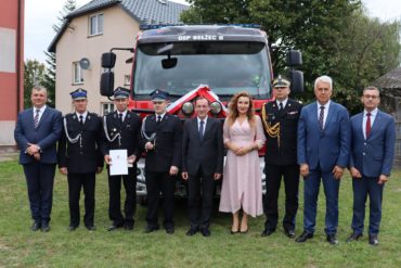 Uroczyste przekazanie samochodu pożarniczego dla jednostki OSP Bełżec II