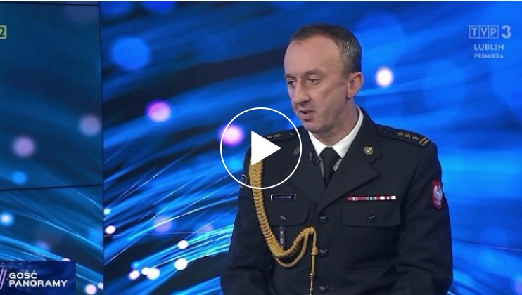 Lubelski Komendant Wojewódzki PSP st. bryg. Zenon Pisiewicz w studio programu Gość Panoramy